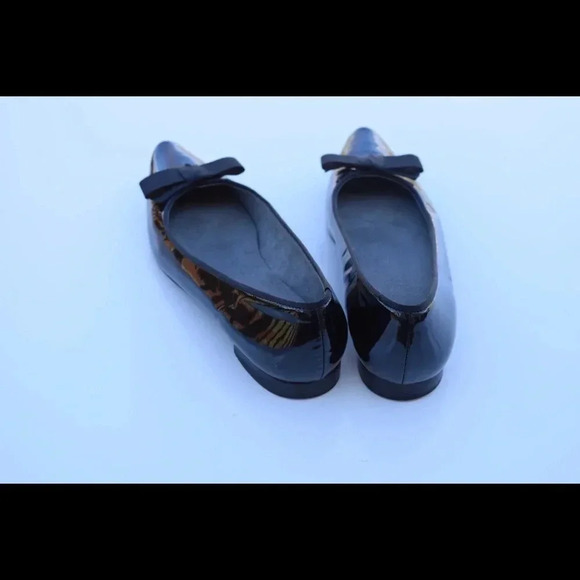 Stuart Weitzman flats - Picture 3 of 8